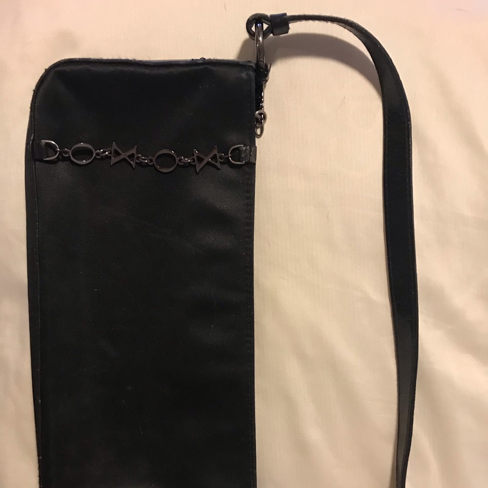 XOXO wristlet